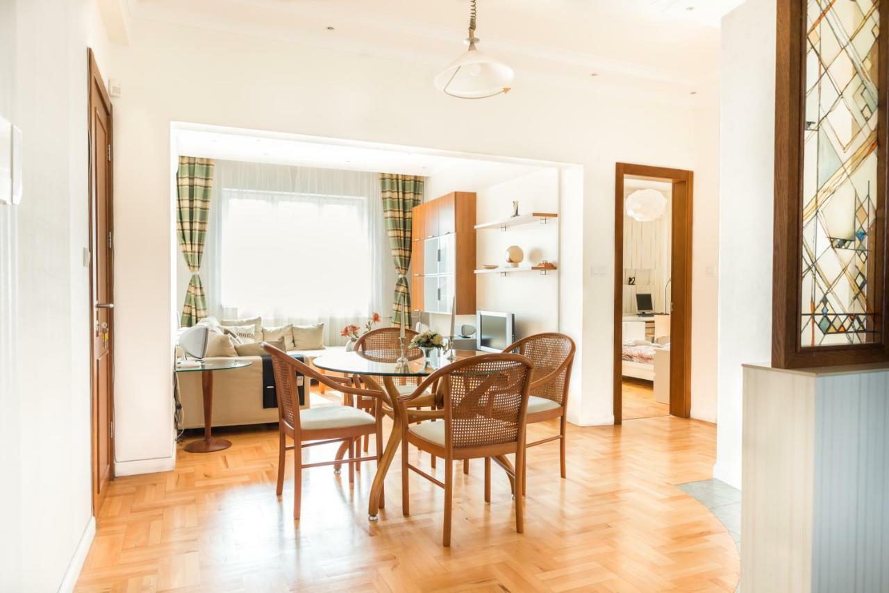 Appartement 100m² 2 Slaapkamer, 2 Privé Badkamer In Centrum Sofia
