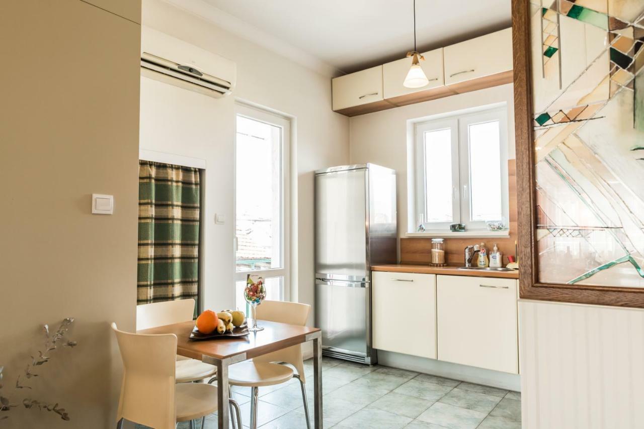 Lux Rentals-patriarh Evtimiy *