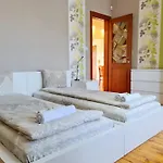 Top Center Sofialuxrentals Patriarh Evtimiy Apartment - Free Parking